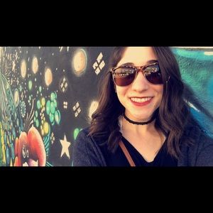 Meet your Posher, Sydney